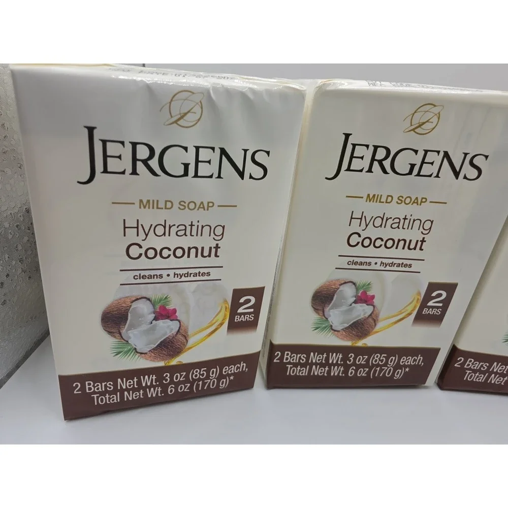 (4) Jergens Mild Coconut Bar Soap. 8 Bars Total, 3 Ounces Each